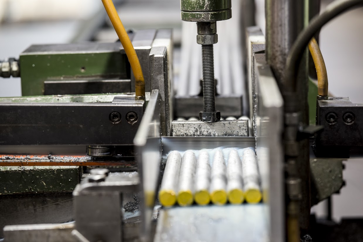 Gevindstykke DIN976 "Produktion"